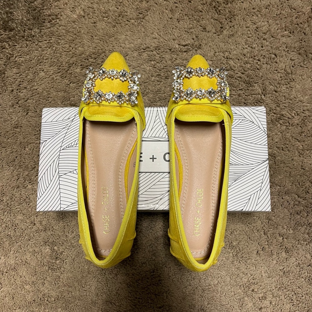 Women's Stone Ornament Flat